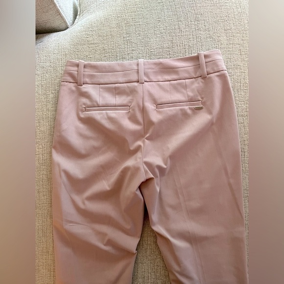 ⭐️ Blush Pink Calvin Klein Cropped pants- size 8 - Picture 2 of 8